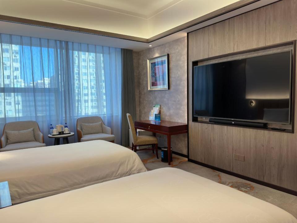 Beijing Jingyi Hotel Exterior photo