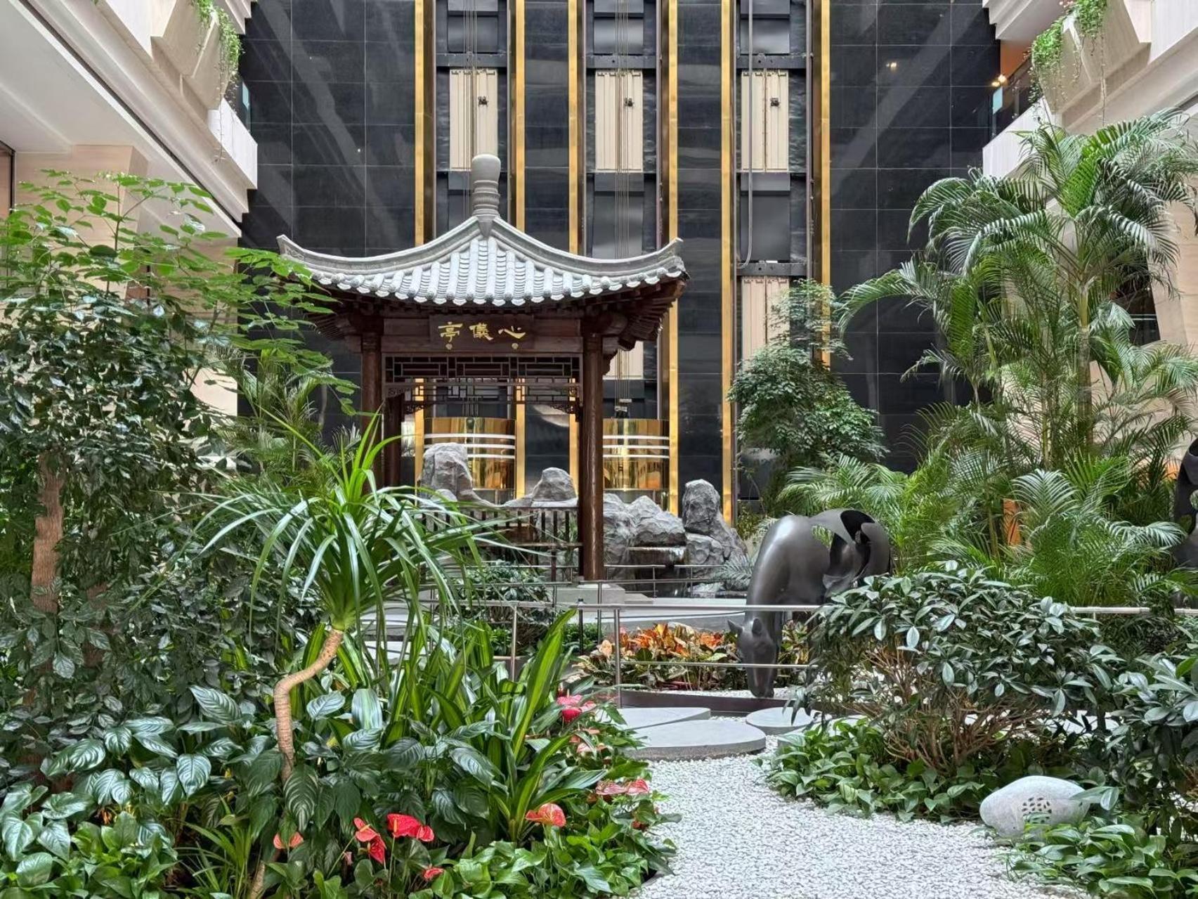 Beijing Jingyi Hotel Exterior photo